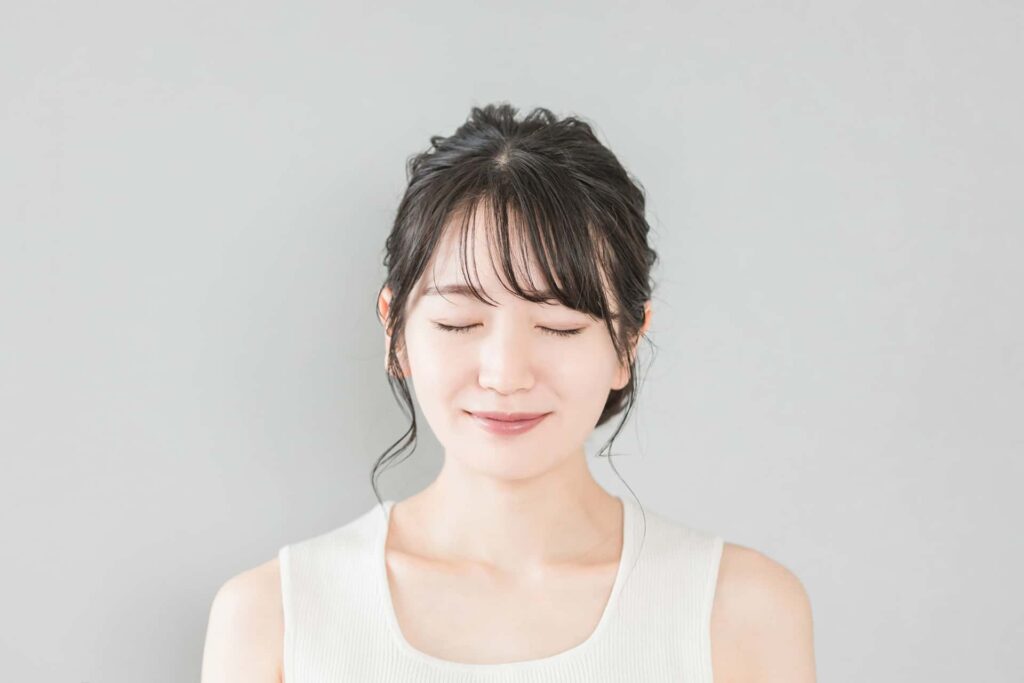 朝の瞑想を気持ちよく取り組むコツ5選をイメージできる画像