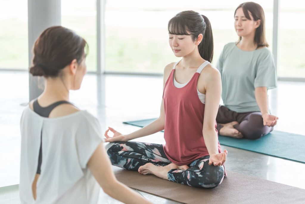 サマタ瞑想とヴィパッサナー瞑想の3つの違いをイメージできる画像