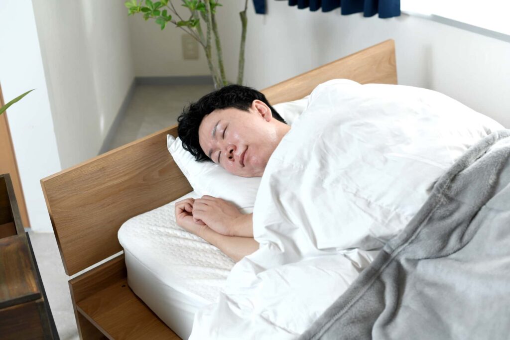 ヴィパッサナー瞑想は寝ながらでもできるをイメージできる画像