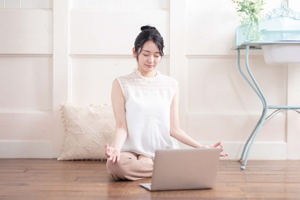 初心者向けの瞑想のやり方をイメージできる画像