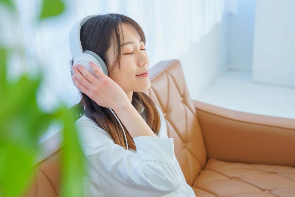 音楽を聴きながら瞑想するのは条件次第でOK！OKな曲とNGな曲の違いも紹介をイメージできる画像